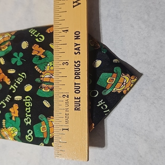 Men's 100% Silk Tie with Unique Irish Garfield - Picture 5 of 5